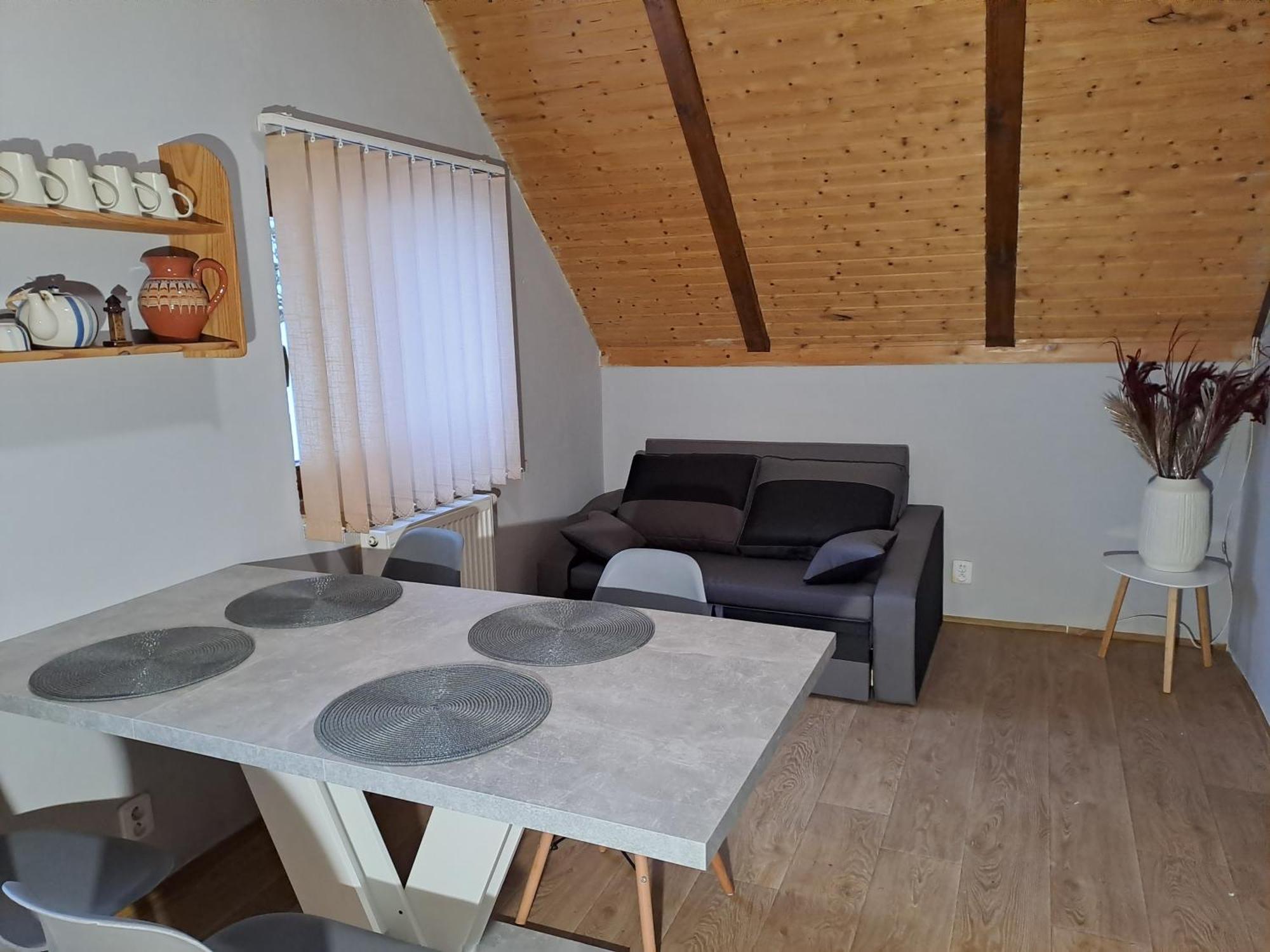Apartman Albrecht 阿尔布勒茨缇策维基泽尔斯基弛霍拉次 外观 照片